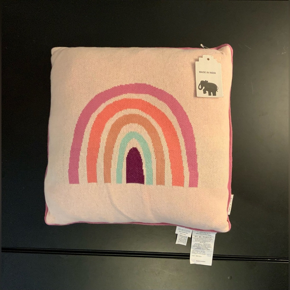 Decorative pillow